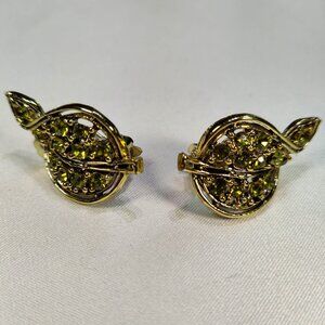 1980s Vintage Green Rhinestone and Gold Metal Leaf Clip Earrings